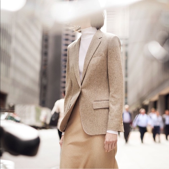 new Theory ✧ Lightweight Stretch Wool Blazer Jacket ✧ Neutral Sand ✧ Size 6 - Picture 12 of 13